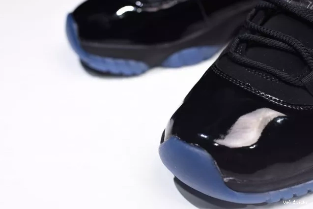 black  11 Jordan 6925 and BestValue Air 720 Gown” 378037- “Cap 0708